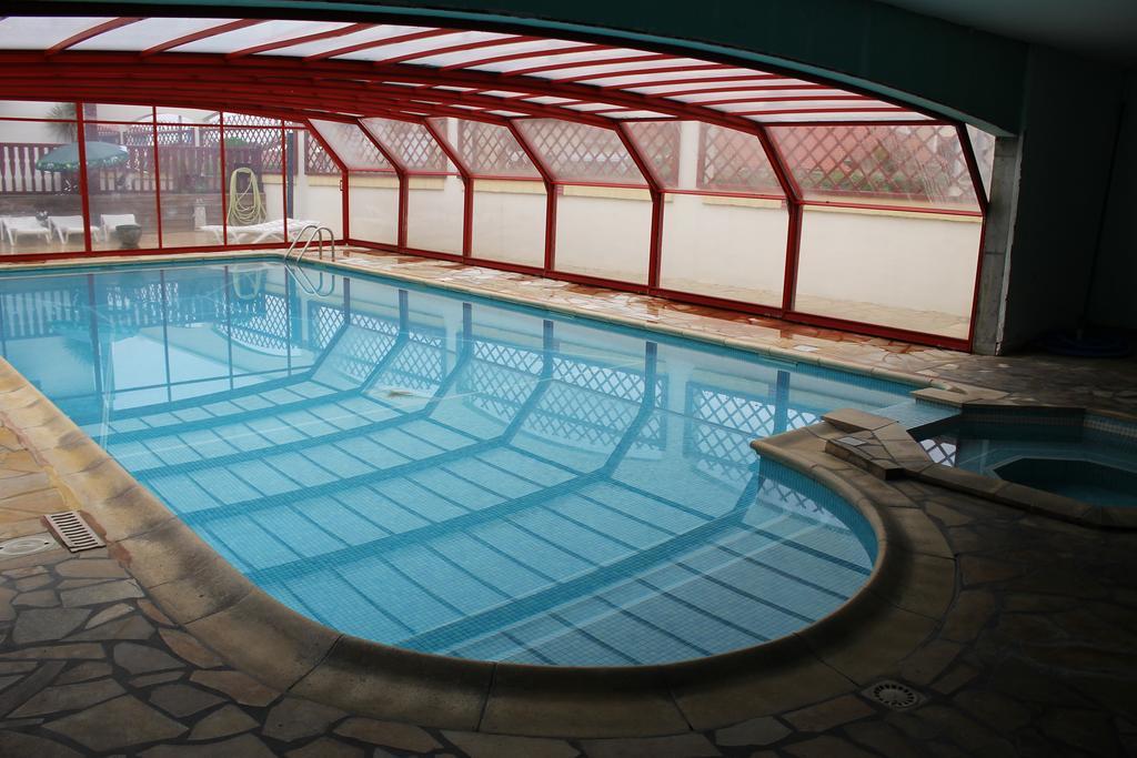 Hotel De La Pomme De Pin 뷰부코레방 외부 사진