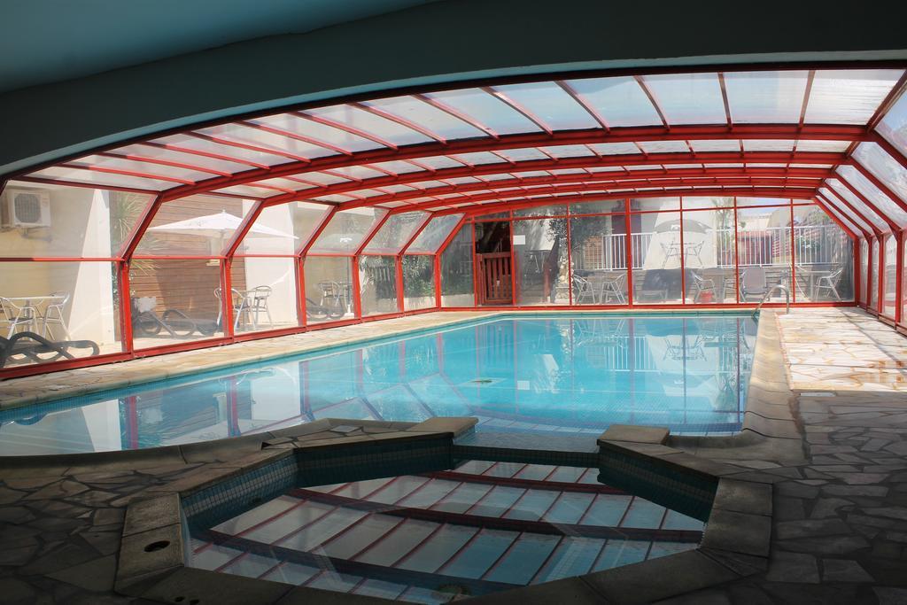 Hotel De La Pomme De Pin 뷰부코레방 외부 사진