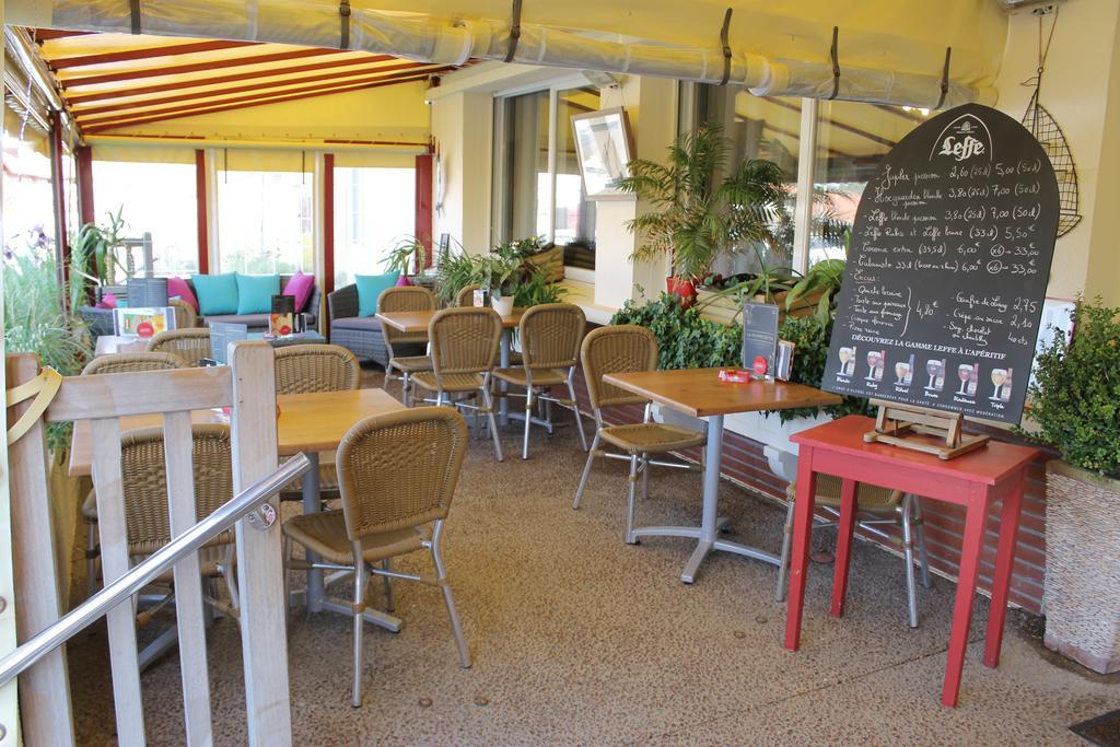 Hotel De La Pomme De Pin 뷰부코레방 외부 사진